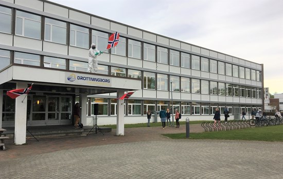 Gjenåpning av skolen
